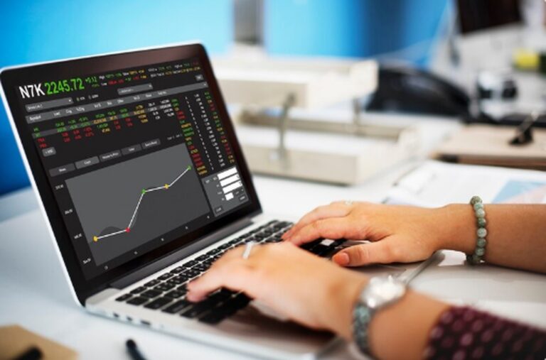 Difference between shares and ETFs in Australia
