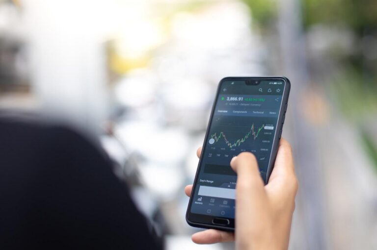 When it’s worth taking a loan to invest?