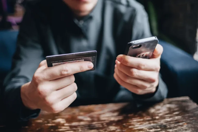 How to cancel a card without affecting your credit score