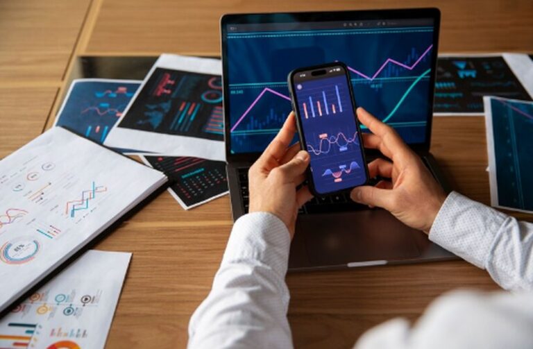 Best investment platforms for Australians