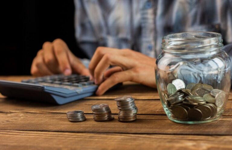How superannuation funds work and how to invest better