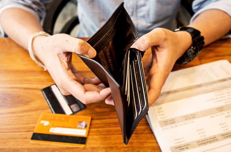 Confira erros comuns ao usar cartão de crédito e saiba como evitar