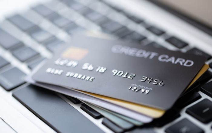 Diferença entre cartão de crédito e cartão de débito