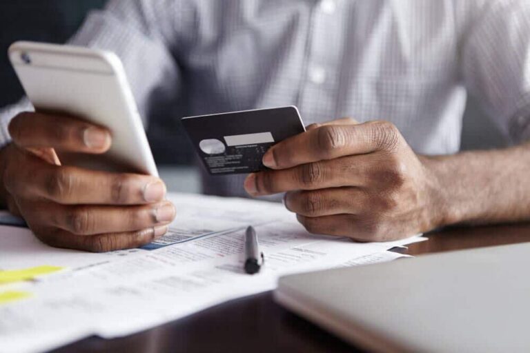 Dicas para reduzir gastos com cartão de crédito!