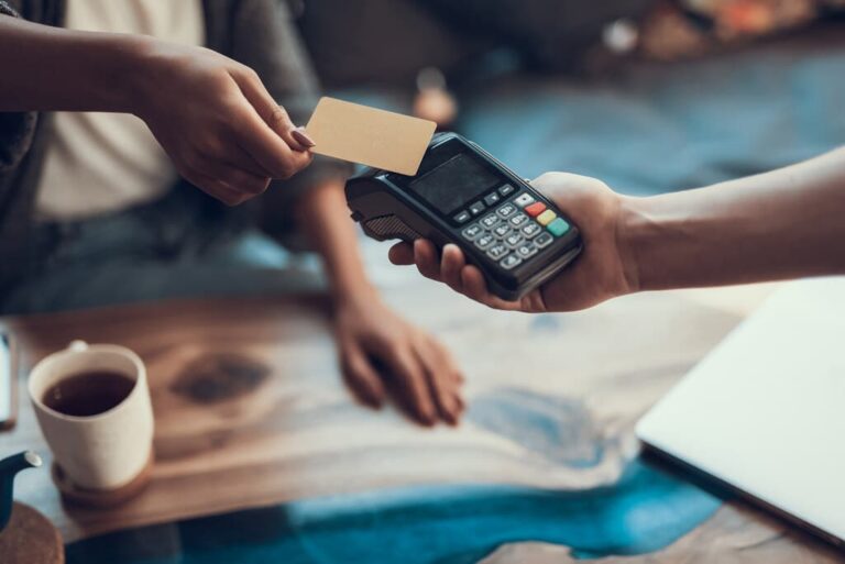 O que avaliar antes de pedir um cartão de crédito?