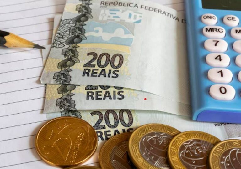 Impactos dos juros altos nas compras parceladas