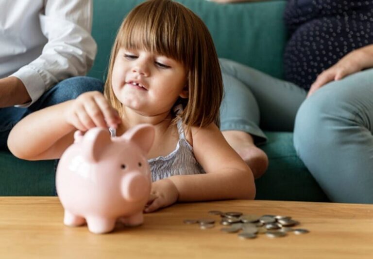 Educação financeira para crianças e adolescentes