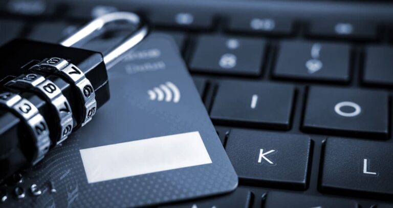 Cartões de crédito com proteção contra roubo e fraude
