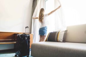Dicas para economizar em viagens sem perder conforto!