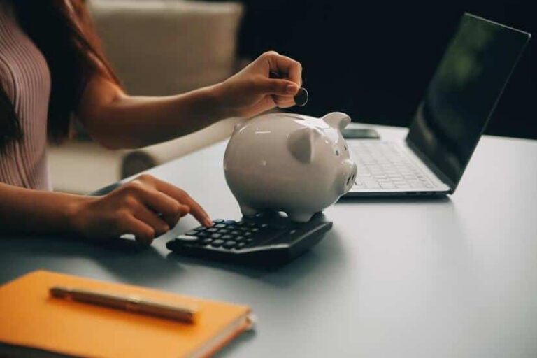 Como funcionam os juros compostos nas finanças pessoais?