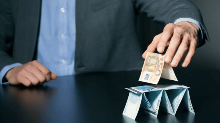 Como identificar e evitar pirâmides financeiras e esquemas Ponzi!