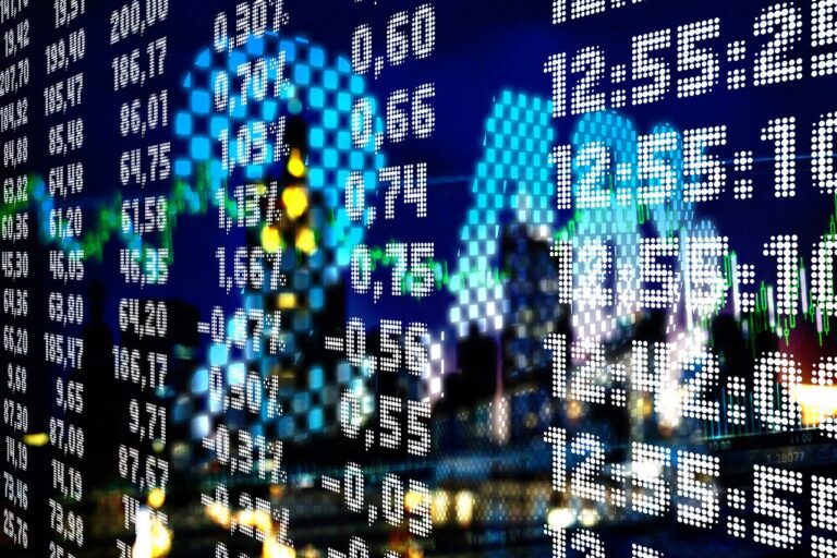 Como construir um patrimônio com investimentos em ações no Brasil?