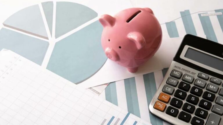 Como evitar juros altos ao financiar a compra de móveis e eletrodomésticos?