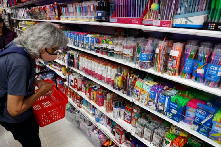 Dicas para economizar com despesas de educação: Escolas, cursos e material didático!