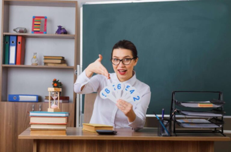 Educação financeira nas escolas: o impacto nos futuros investidores brasileiros