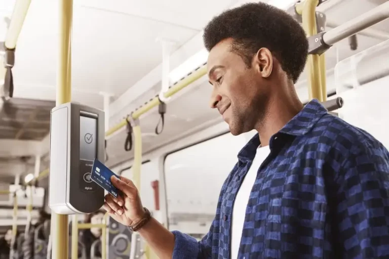 Pagamento por aproximação: Agora é possível pagar passagem de ônibus com mais facilidade!