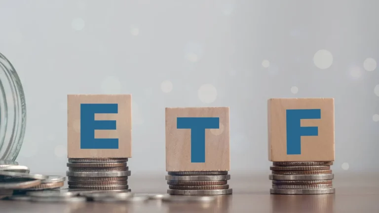 Os benefícios e riscos de investir em fundos de índice (ETFs) no Brasil