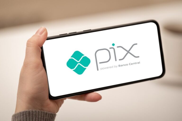 Pix Automático: Entenda como funciona e veja seus impactos nos bancos