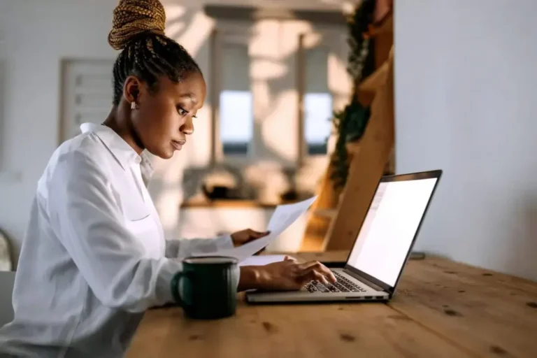 Crédito para autônomos e freelancers no Brasil: Como conseguir financiamento sem comprovação de renda fixa?