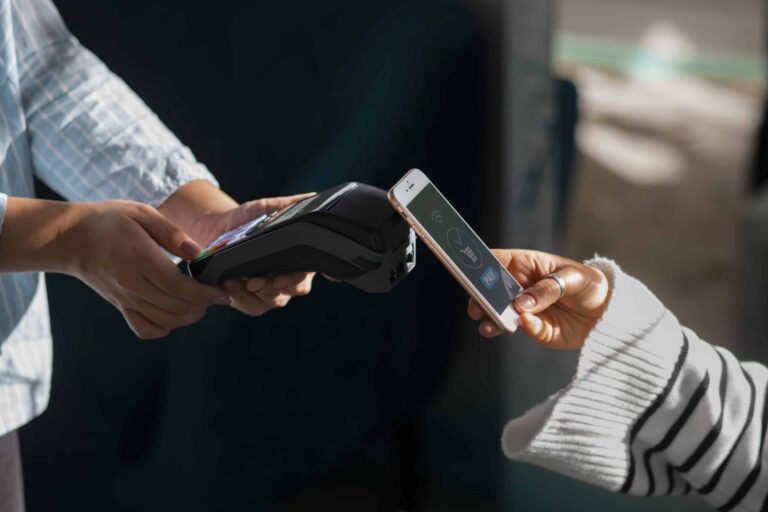 Die Entwicklung der Zahlungsmittel in Deutschland: Das Ende des Bargelds?